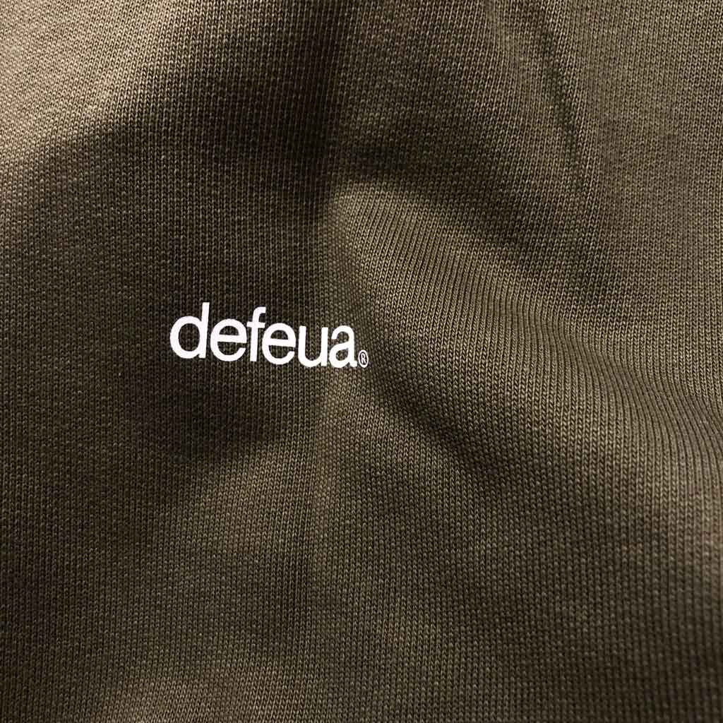 Defeua® FUORI felpa hoodie ispirata a Keith Haring, dettaglio logo frontale